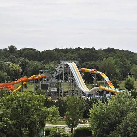 Azur-haz Sky Terrace Daire Sárvár